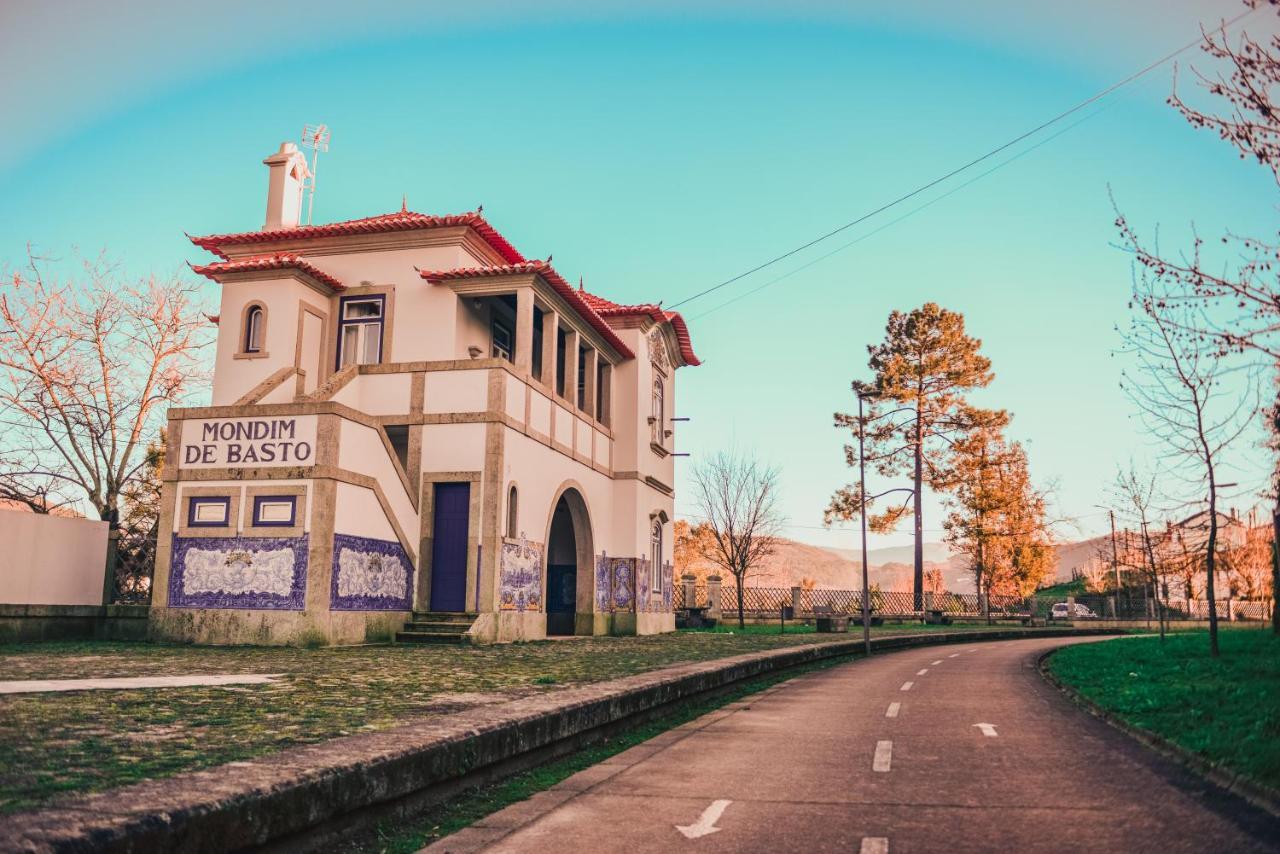 Hotel Estacao Ferroviaria De Mondim De Basto Celorico De Basto Exterior foto